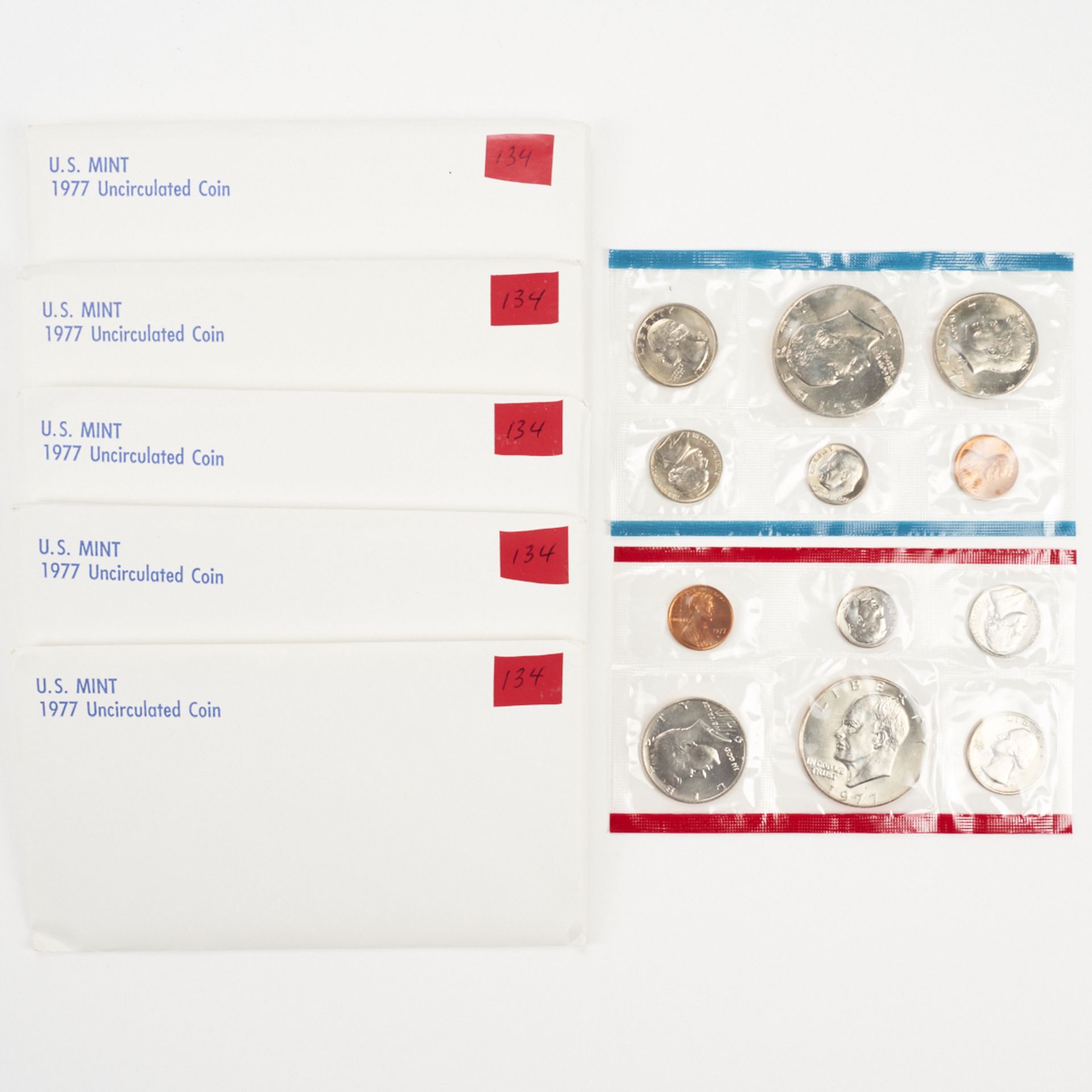 Lrg Grp of Uncirculated Sets of Coins - Bild 6 aus 10