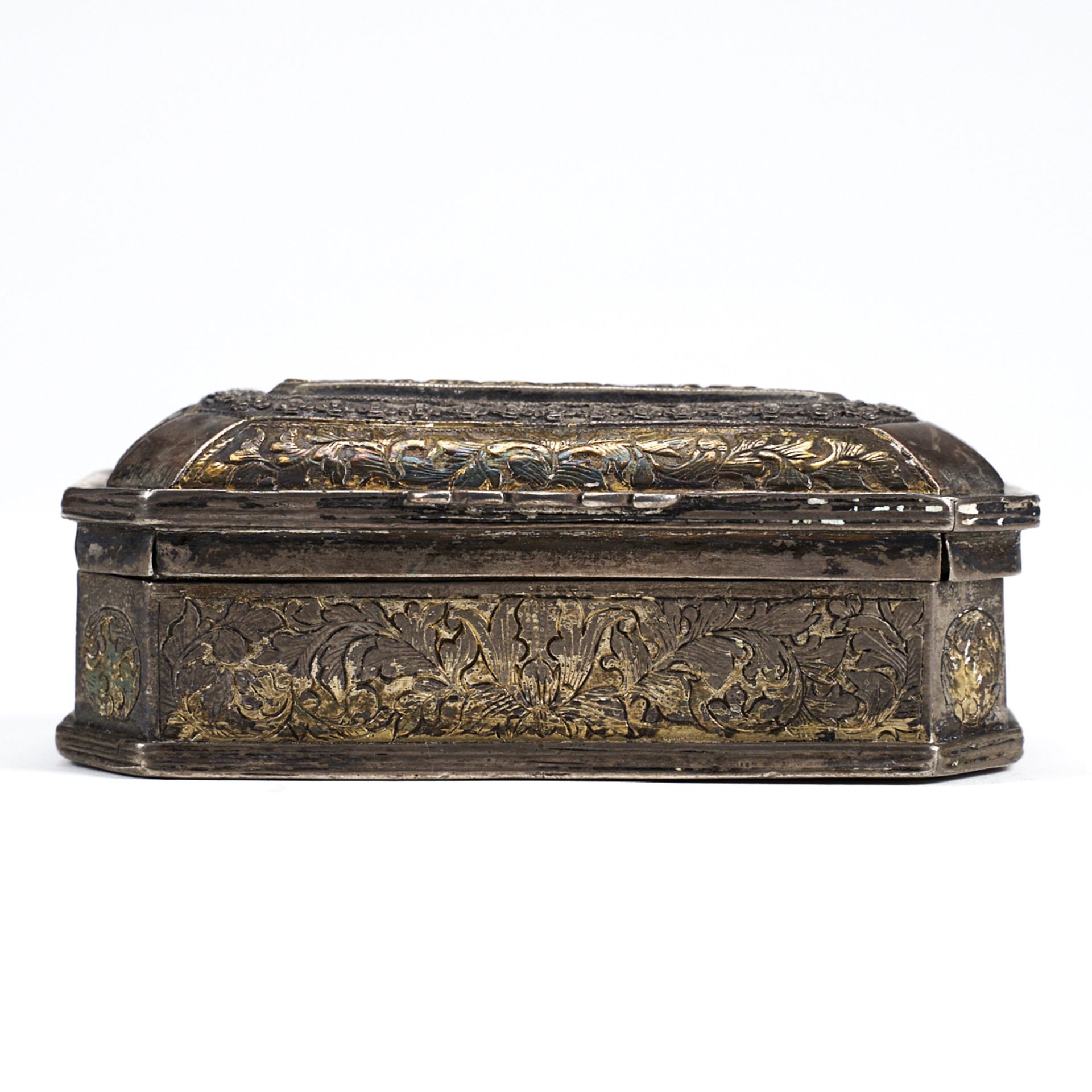 19th C. Indonesian Sumatra Silver Gilt Tobacco Box - Bild 4 aus 8