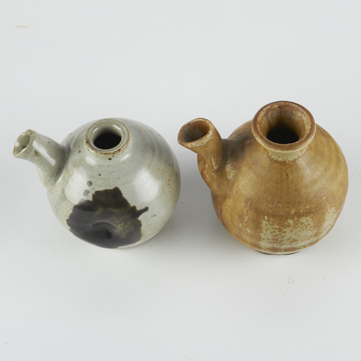 Pair of Warren MacKenzie Studio Ceramic Sauce Pitchers - Marked - Image 5 of 8