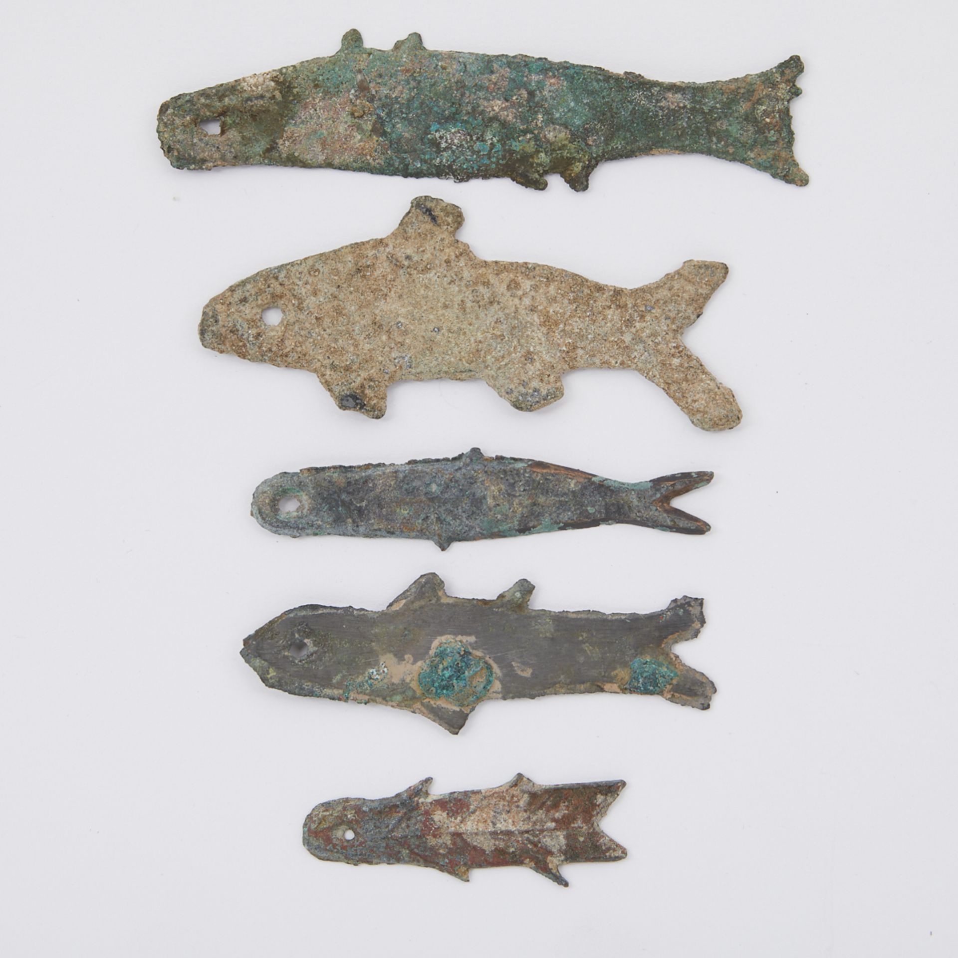 Grp: 5 Early Chinese Bronze Fish Money