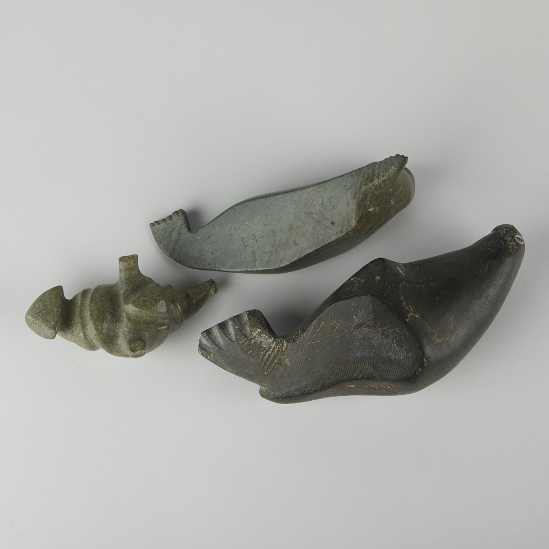 Grp: 7 Small Stone Seals - Image 6 of 6