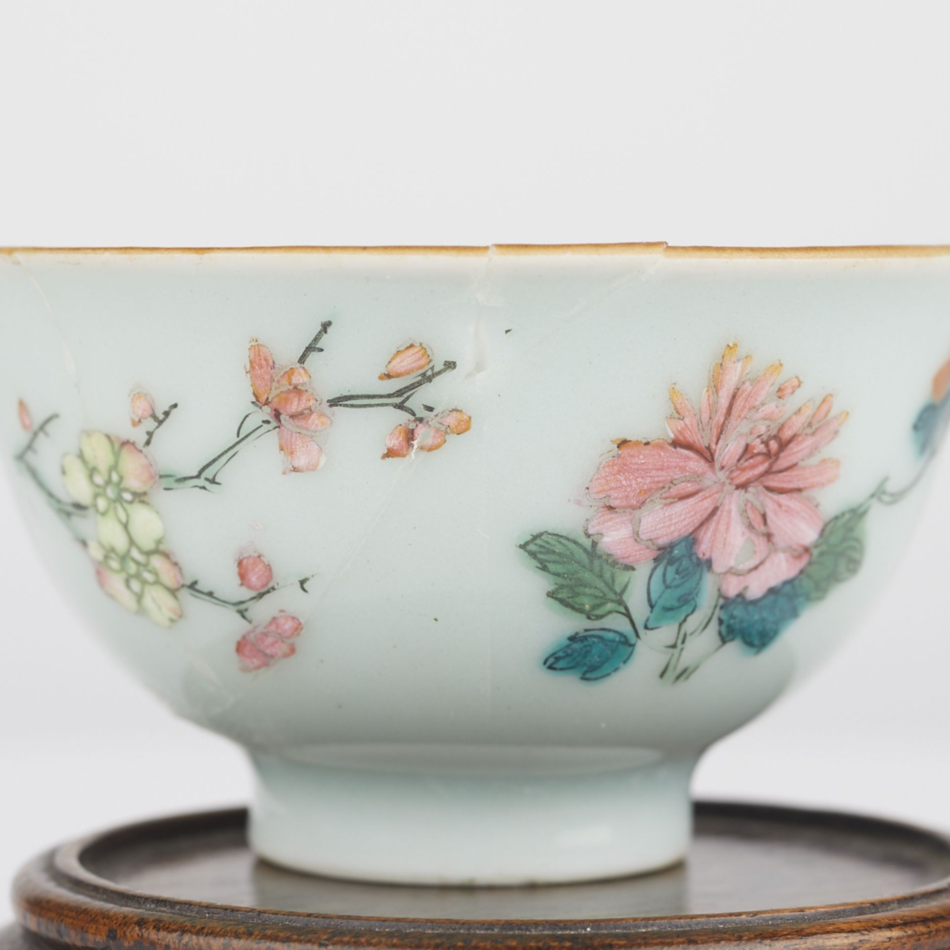 Chinese 19th c. Famille Rose Porcelain Wine Cup - Image 5 of 8