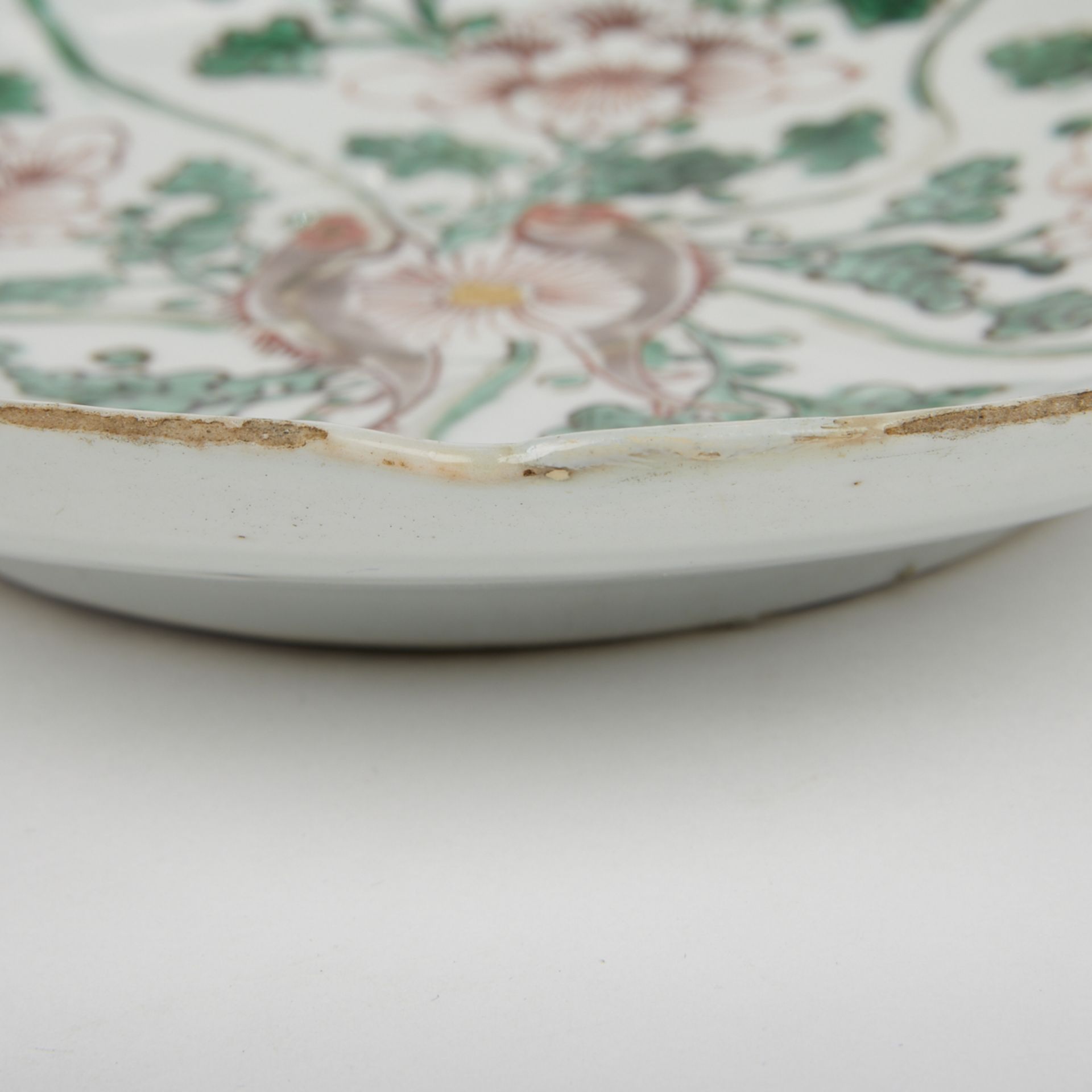 Chinese Ming Wucai Fish & Flora Dish - Marked - Image 6 of 8