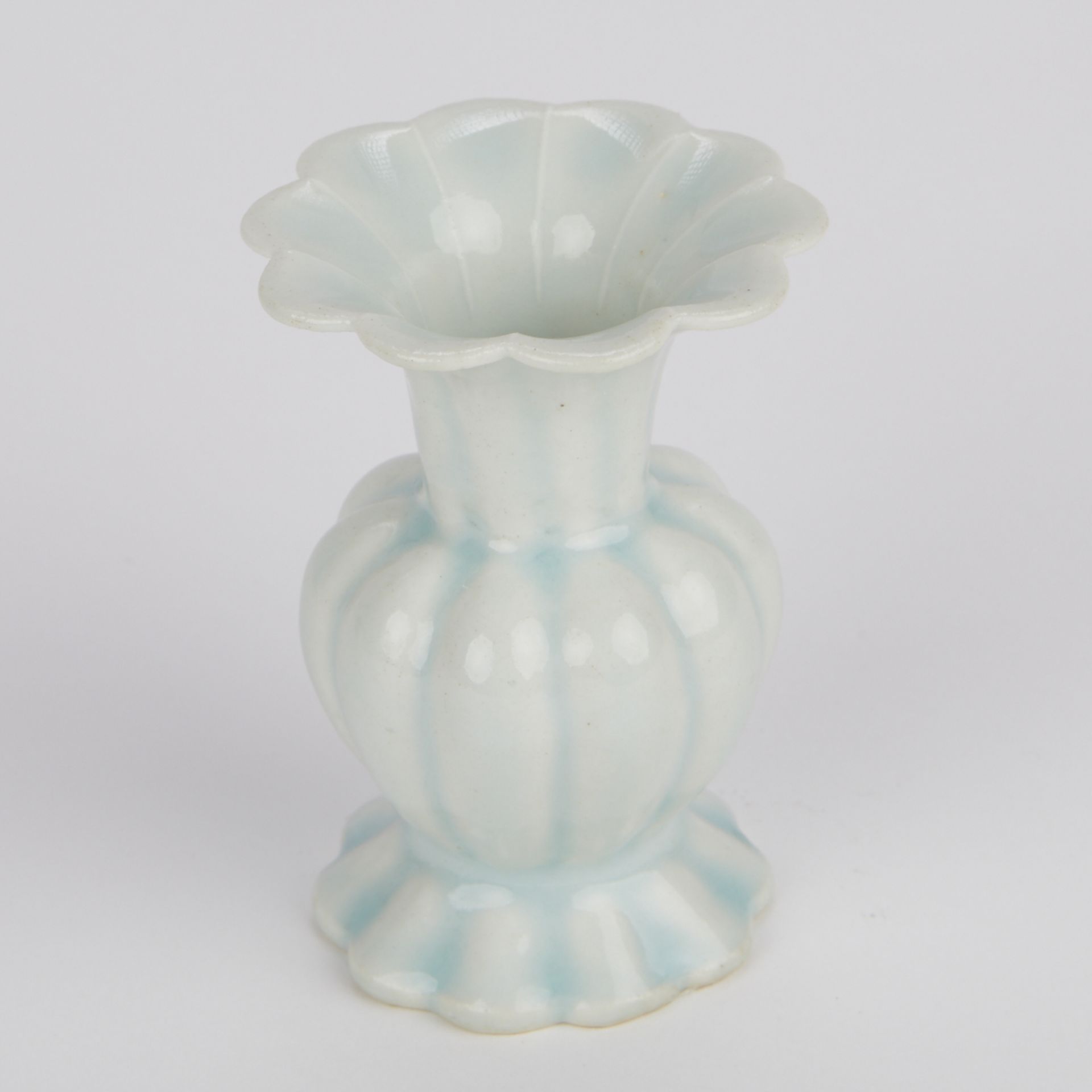 Chinese Ceramic Celadon Lobed Vase w/ Box - Bild 5 aus 6