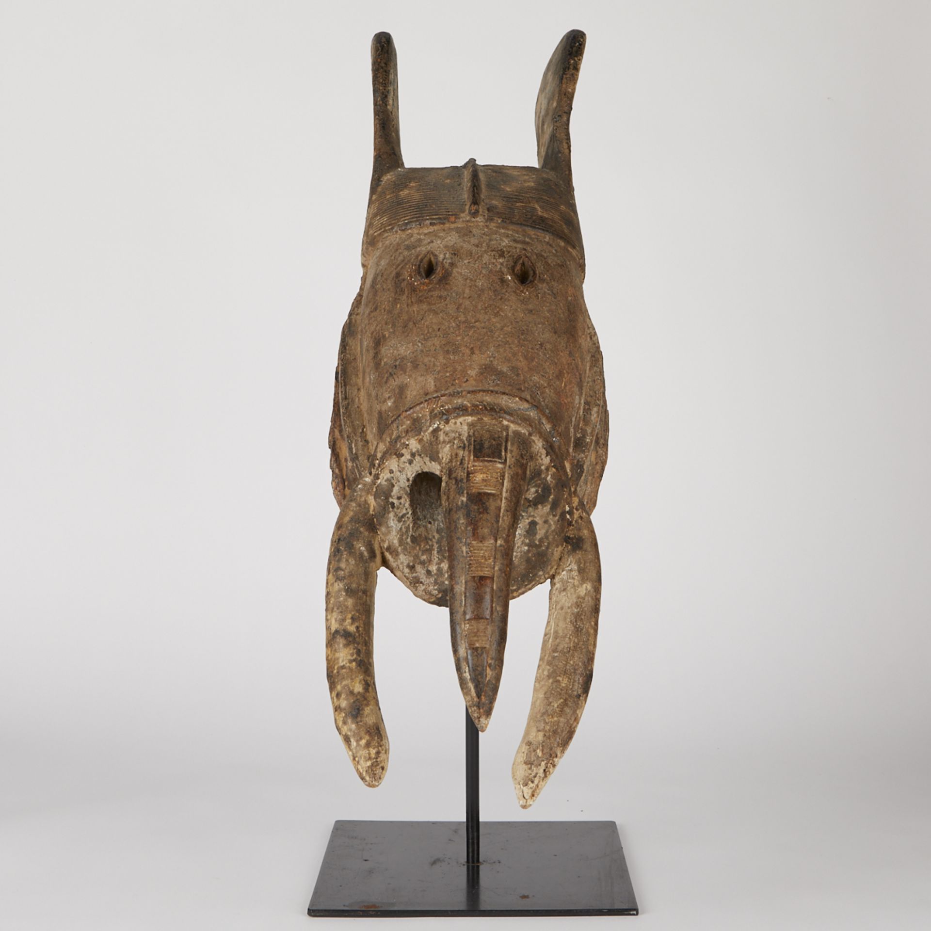 Grp: 5 20th c. African Carved Masks - Image 35 of 41