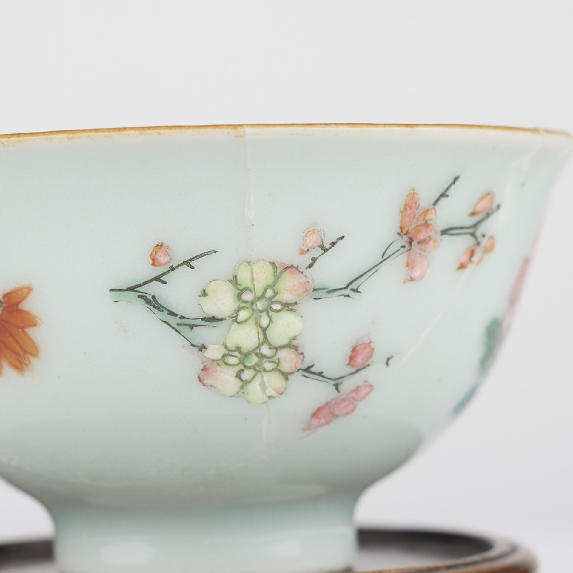 Chinese 19th c. Famille Rose Porcelain Wine Cup - Bild 6 aus 8