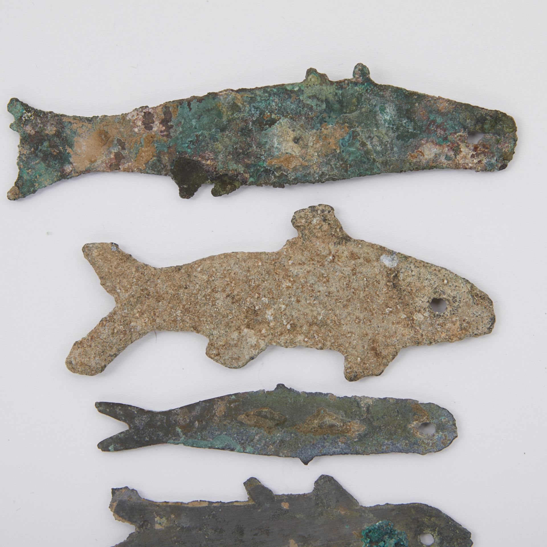 Grp: 5 Early Chinese Bronze Fish Money - Image 4 of 4