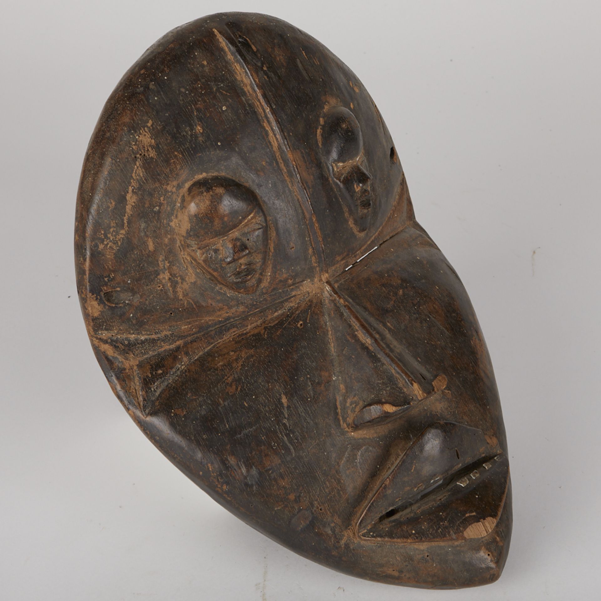 Grp: 5 20th c. African Carved Masks - Image 15 of 33