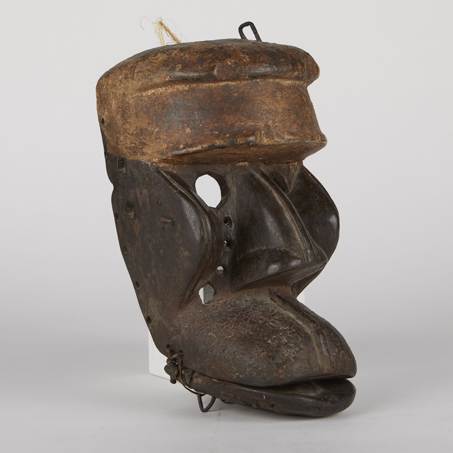 Grp: 5 20th c. African Carved Masks - Image 9 of 33