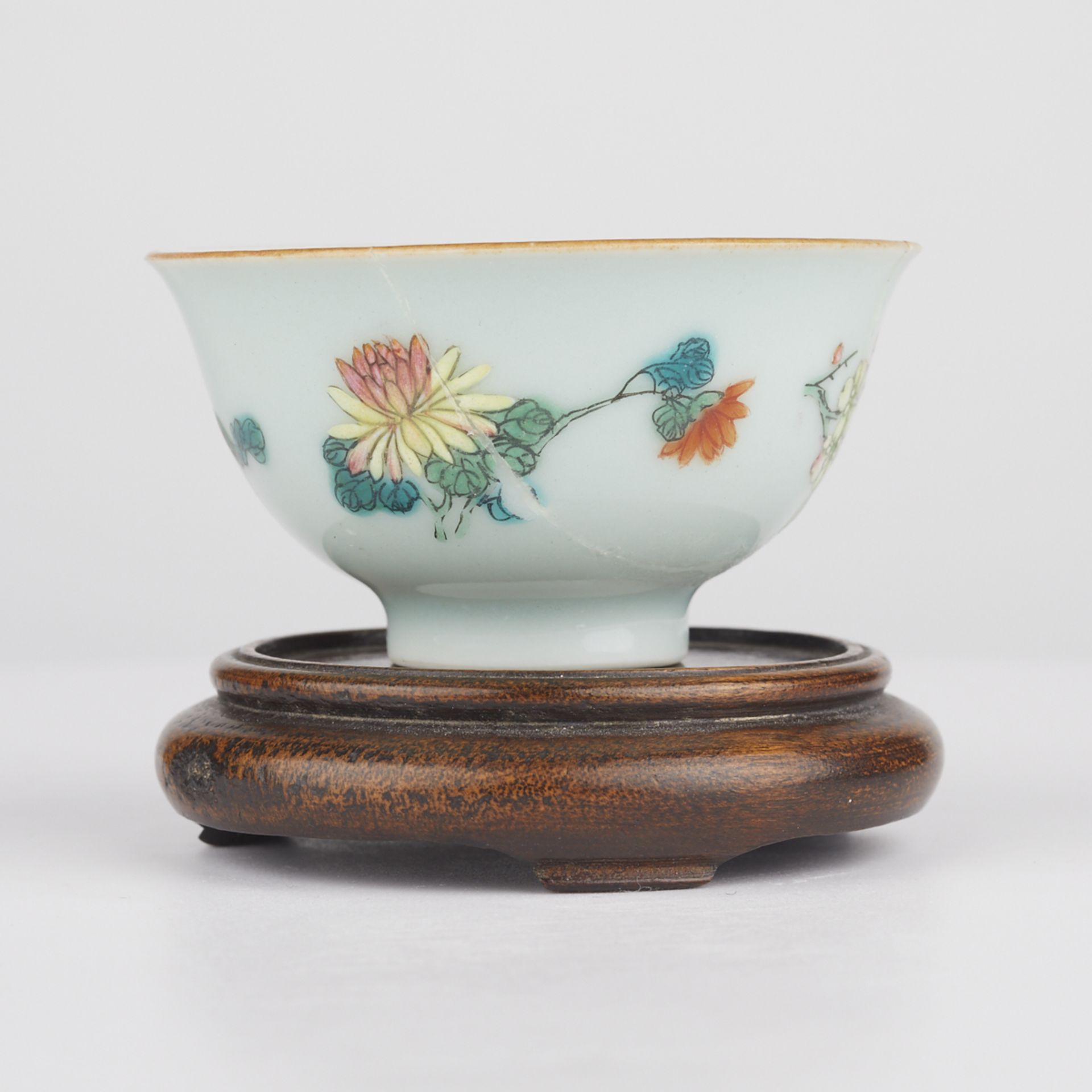 Chinese 19th c. Famille Rose Porcelain Wine Cup - Bild 3 aus 8