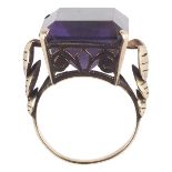 14K Yellow Gold Amethyst Fashion Ring