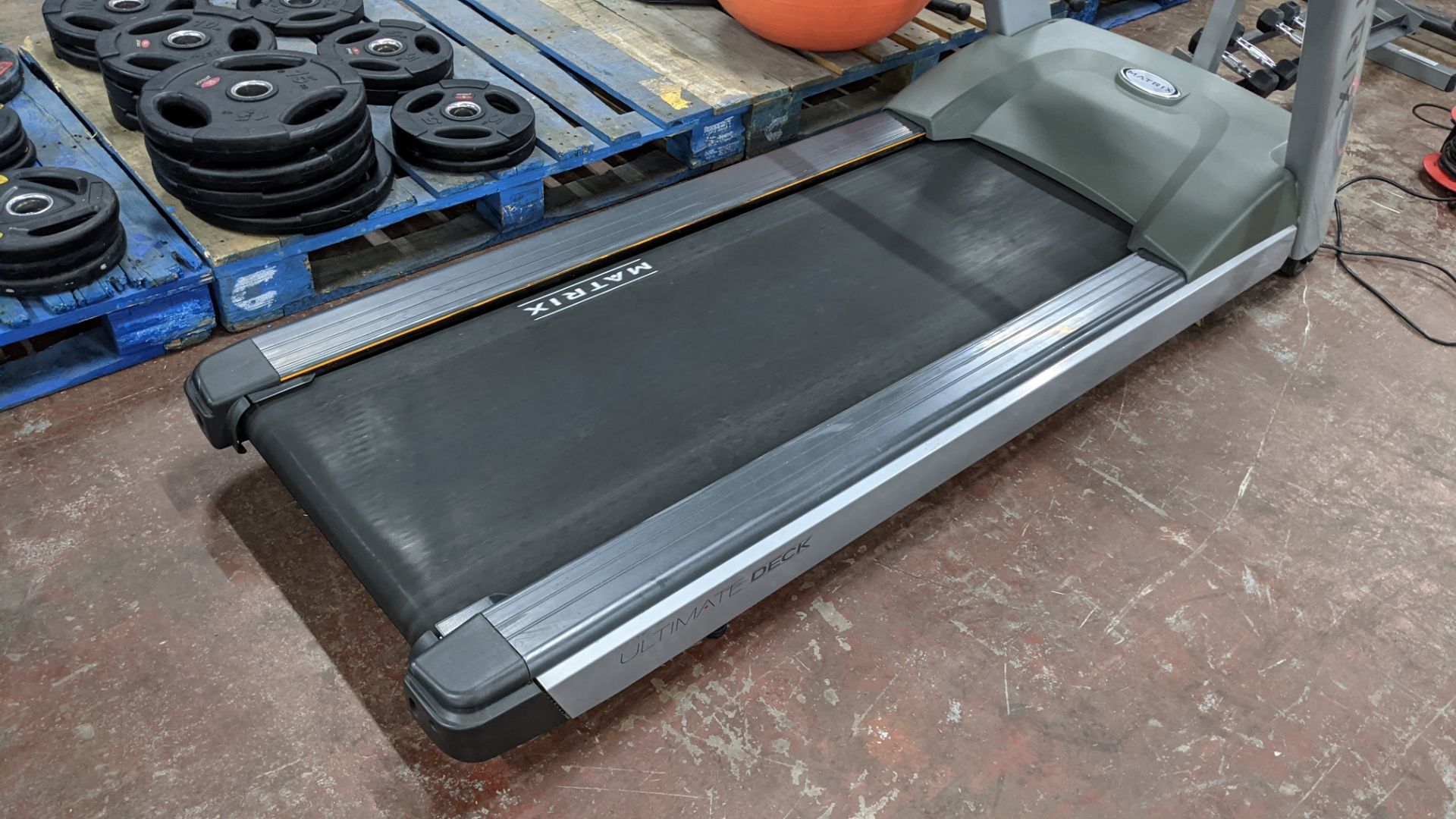 Matrix Fitness model T-3x-04-F commercial Treadmill (cost £5,538+VAT) - Image 16 of 18