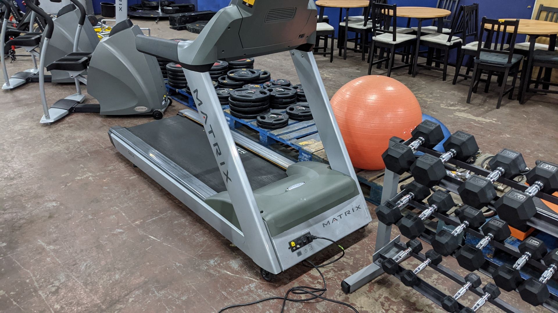 Matrix Fitness model T-3x-04-F commercial Treadmill (cost £5,538+VAT) - Image 5 of 18