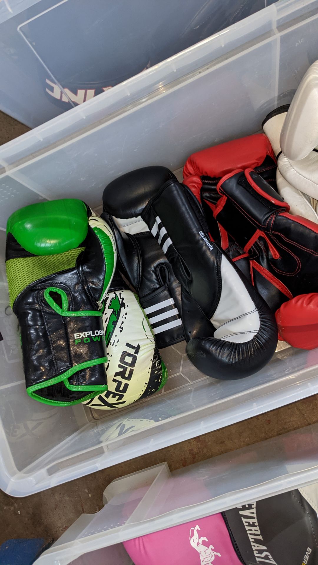 4 pairs of boxing gloves by Torpex, Fairtex, Crane & Adidas. NB please note rip to one of the Torpe - Image 10 of 10