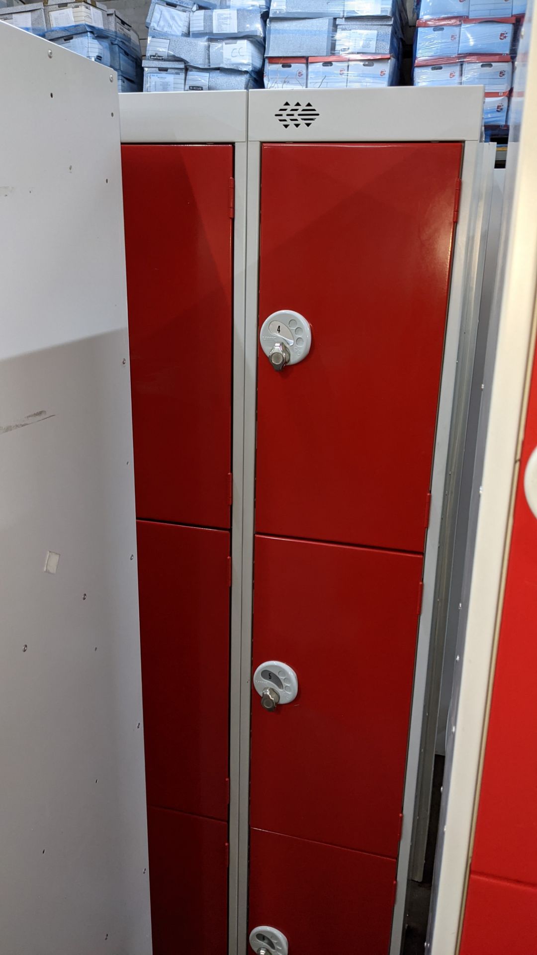 Quantity of Link lockers in grey & red - each locker can be locked with a padlock (not included). Th - Image 6 of 10