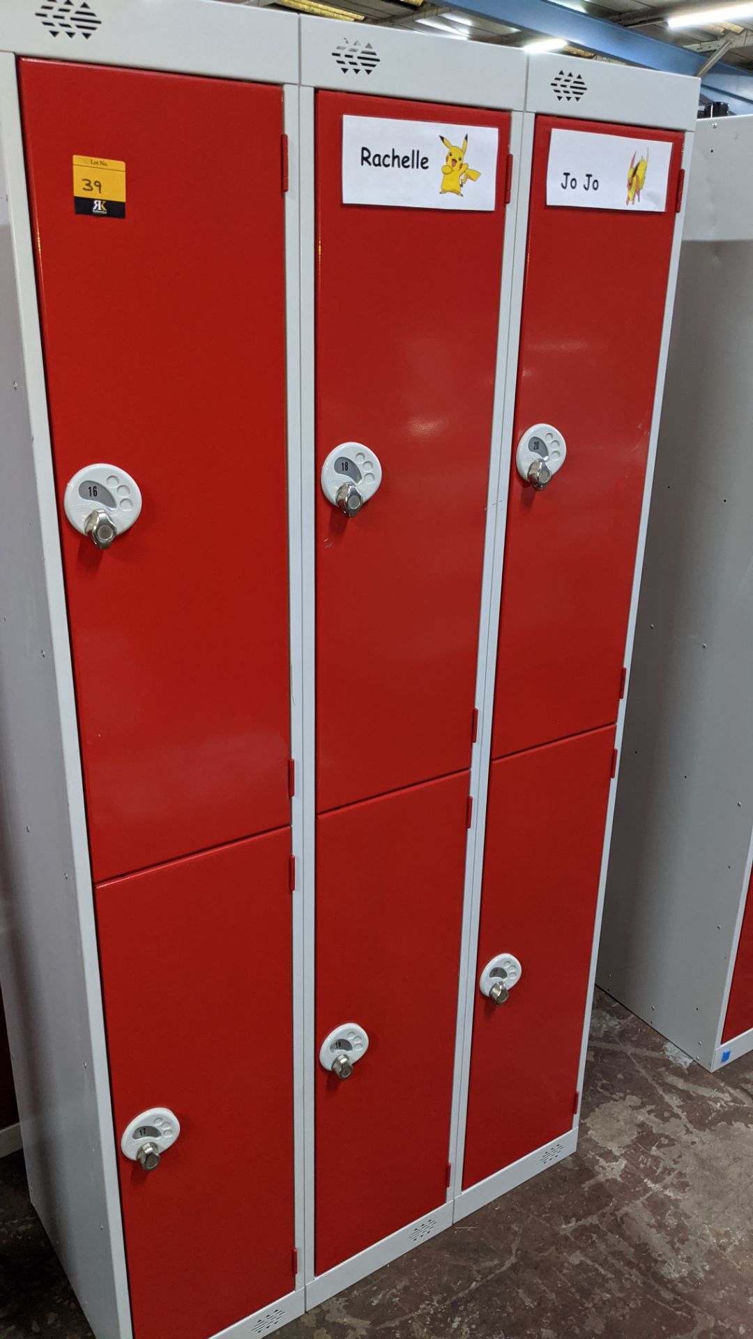 Quantity of Link lockers in grey & red - each locker can be locked with a padlock (not included). Th - Image 5 of 13