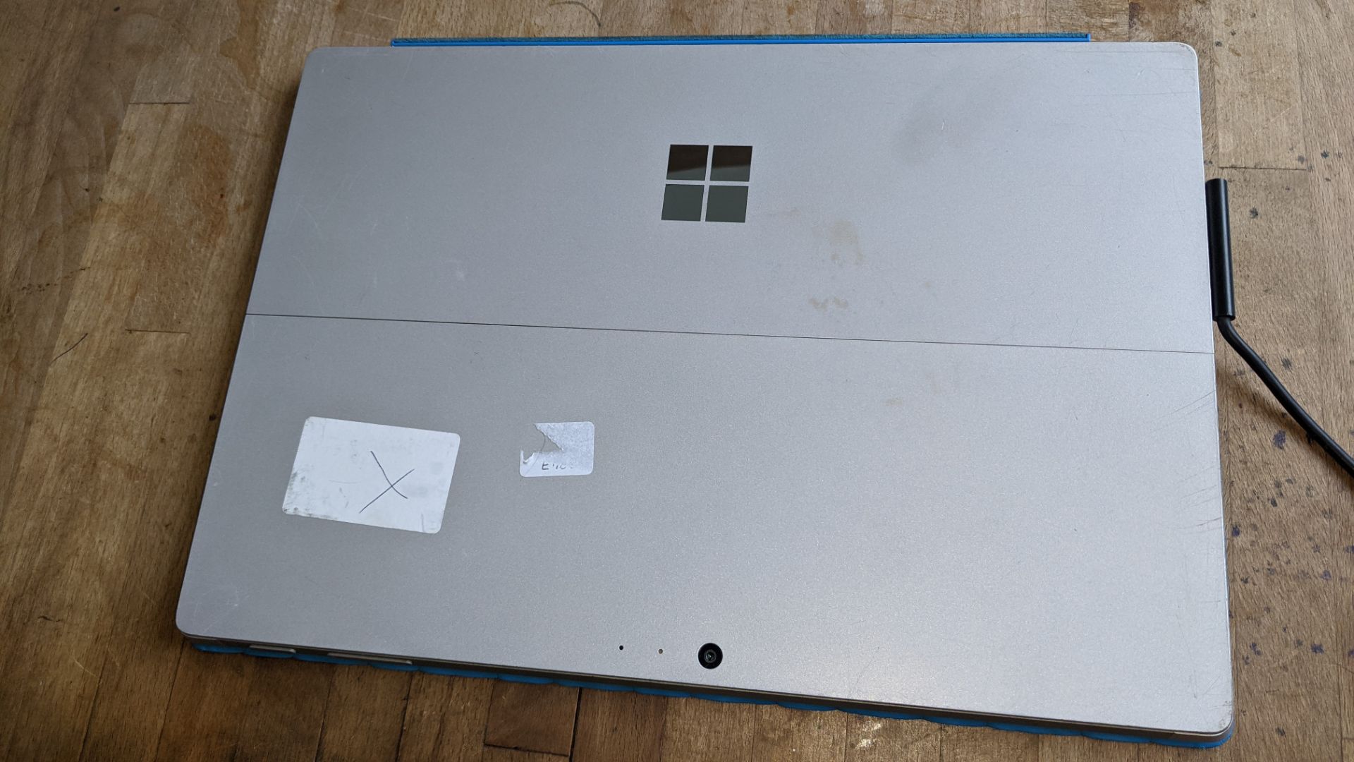 Microsoft Surface Pro 4 notebook computer, Intel Core i5-6300u@2.4GHz, 4Gb RAM, 128Gb SSD, with brig - Image 8 of 17