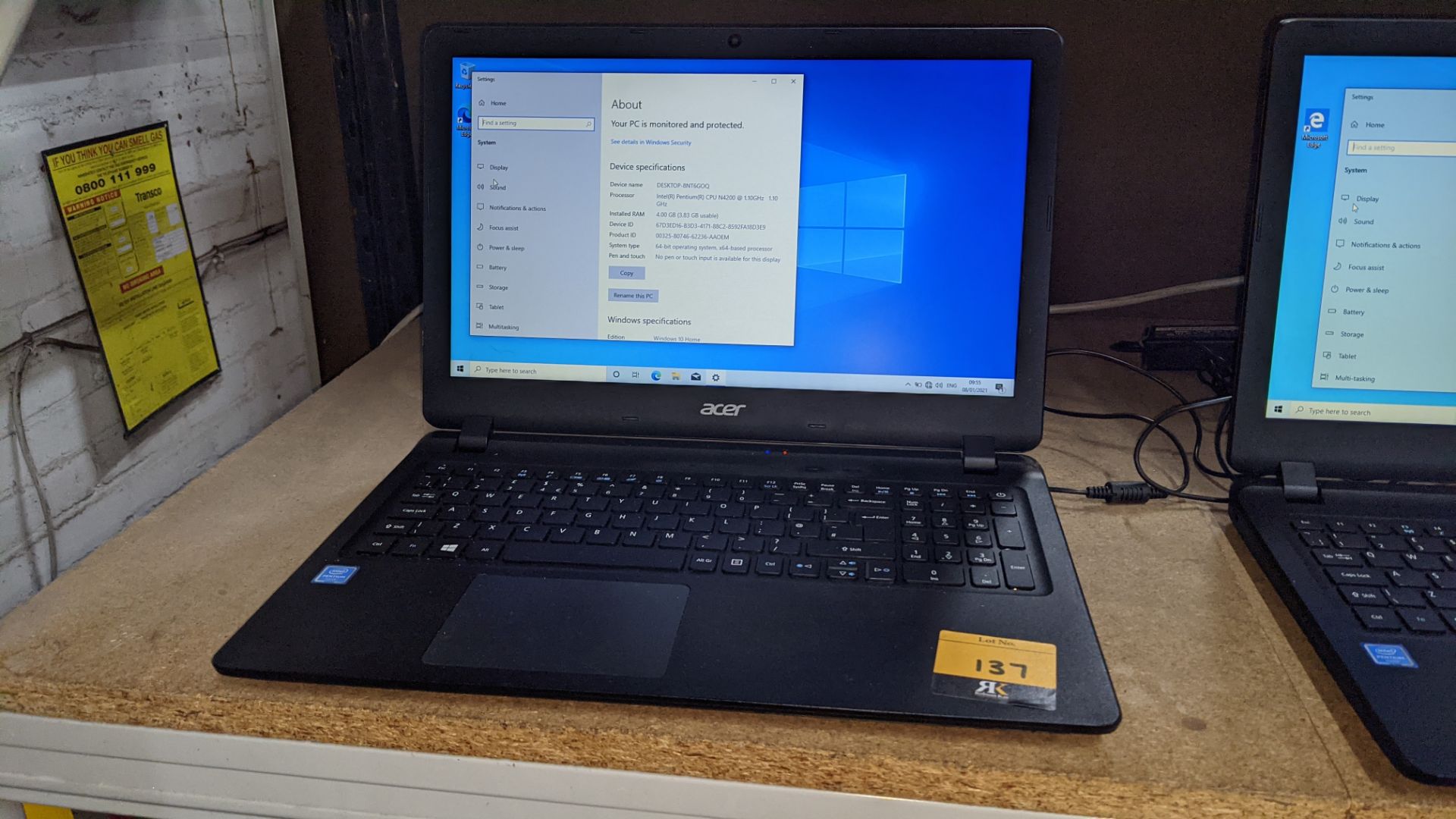 Acer notebook Acer Aspire ES1-533 15.6" Laptop Intel Pentium N4200, 1.1GHz / 2.5GHz Turbo Quad Core