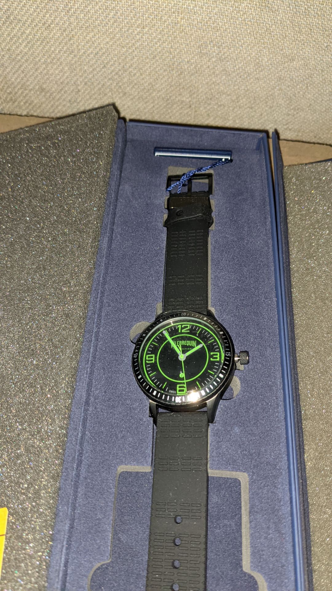 Vilebrequin Limited Edition Swiss movement stainless steel case 100m water resistant scuba watch wit - Image 3 of 5