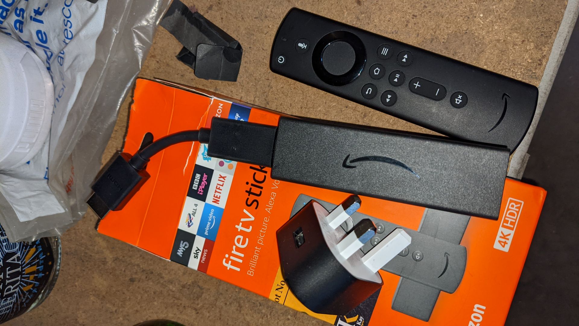 Amazon Fire TV stick, 4K, HDR, including box, adaptor cable, wall charger & remote - Image 4 of 5