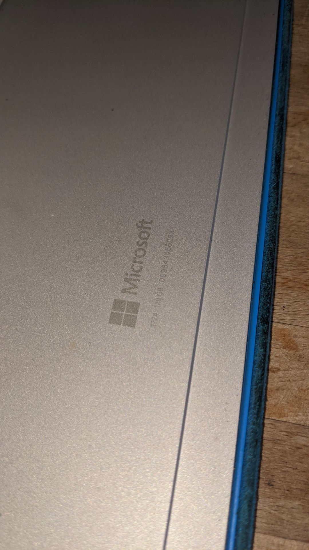 Microsoft Surface Pro 4 notebook computer, Intel Core i5-6300u@2.4GHz, 4Gb RAM, 128Gb SSD, with brig - Image 9 of 17