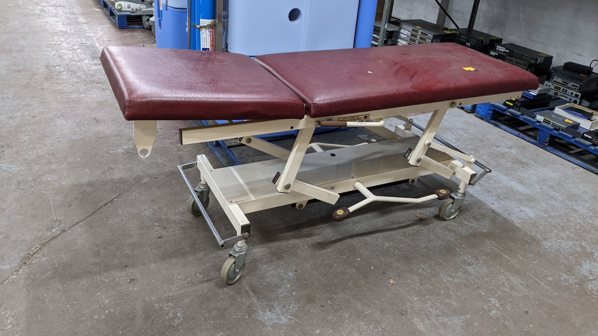 Eme multi-adjustable mobile hospital/examination bed - Image 5 of 6