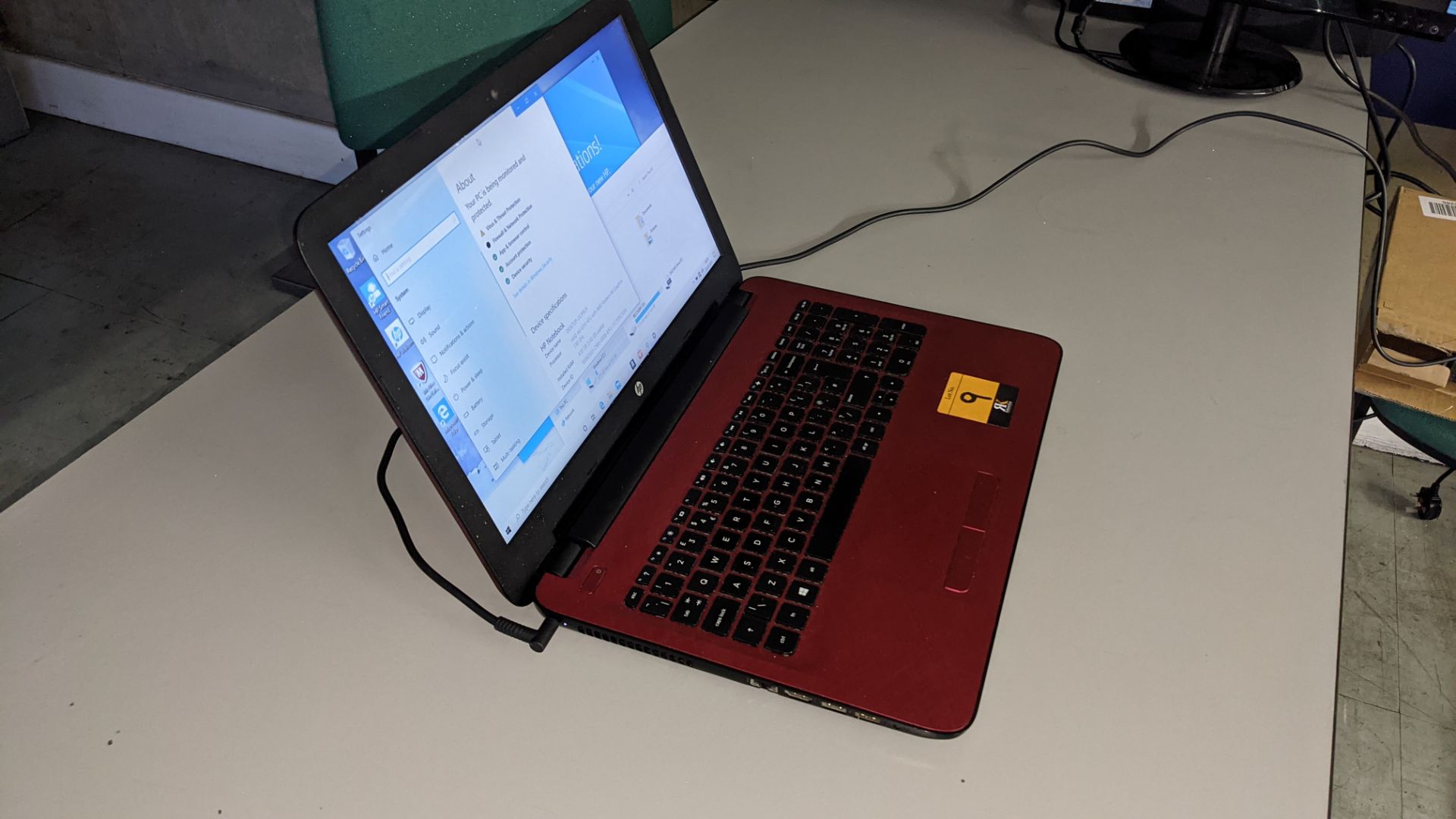 HP AMD A6-6310 APU notebook computer with AMD Radeon R4 graphics, 4Gb RAM, 1Tb HDD including power s - Image 6 of 12