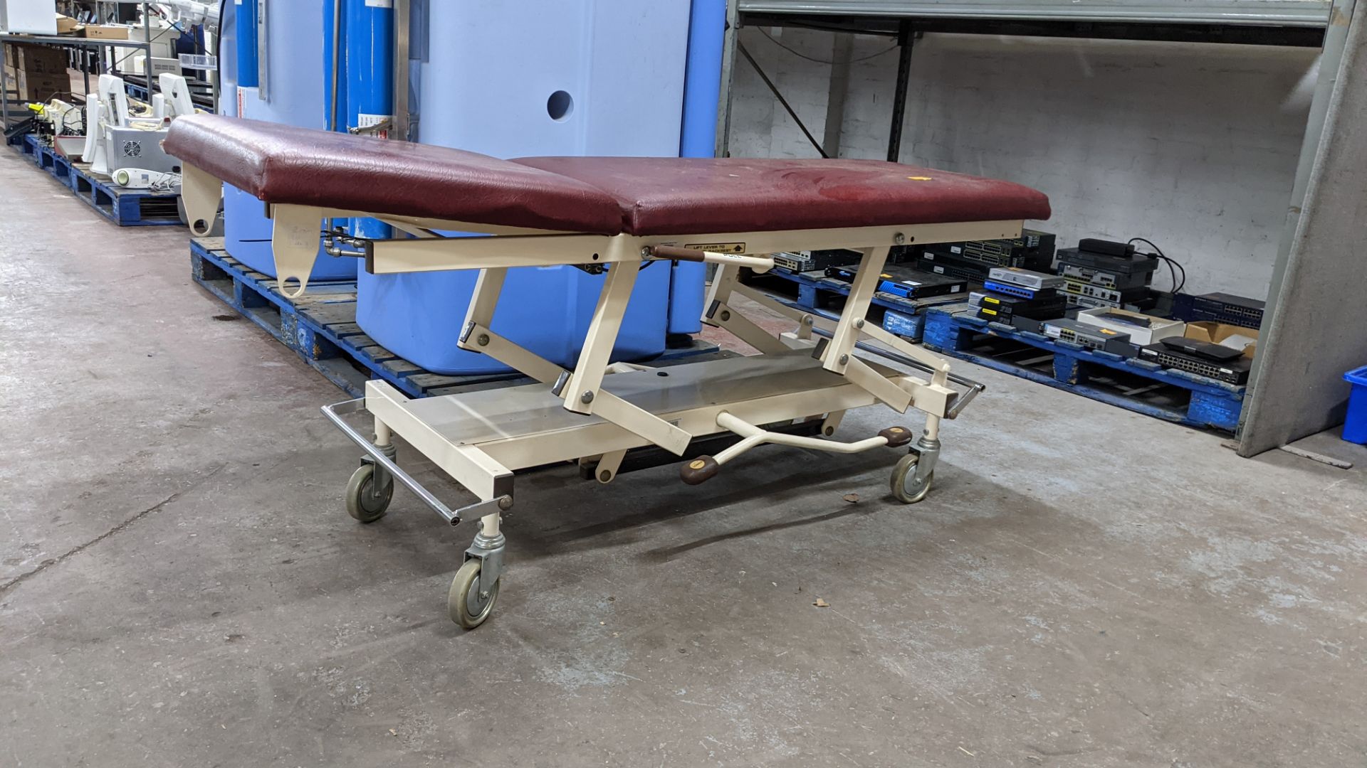 Eme multi-adjustable mobile hospital/examination bed - Image 6 of 6
