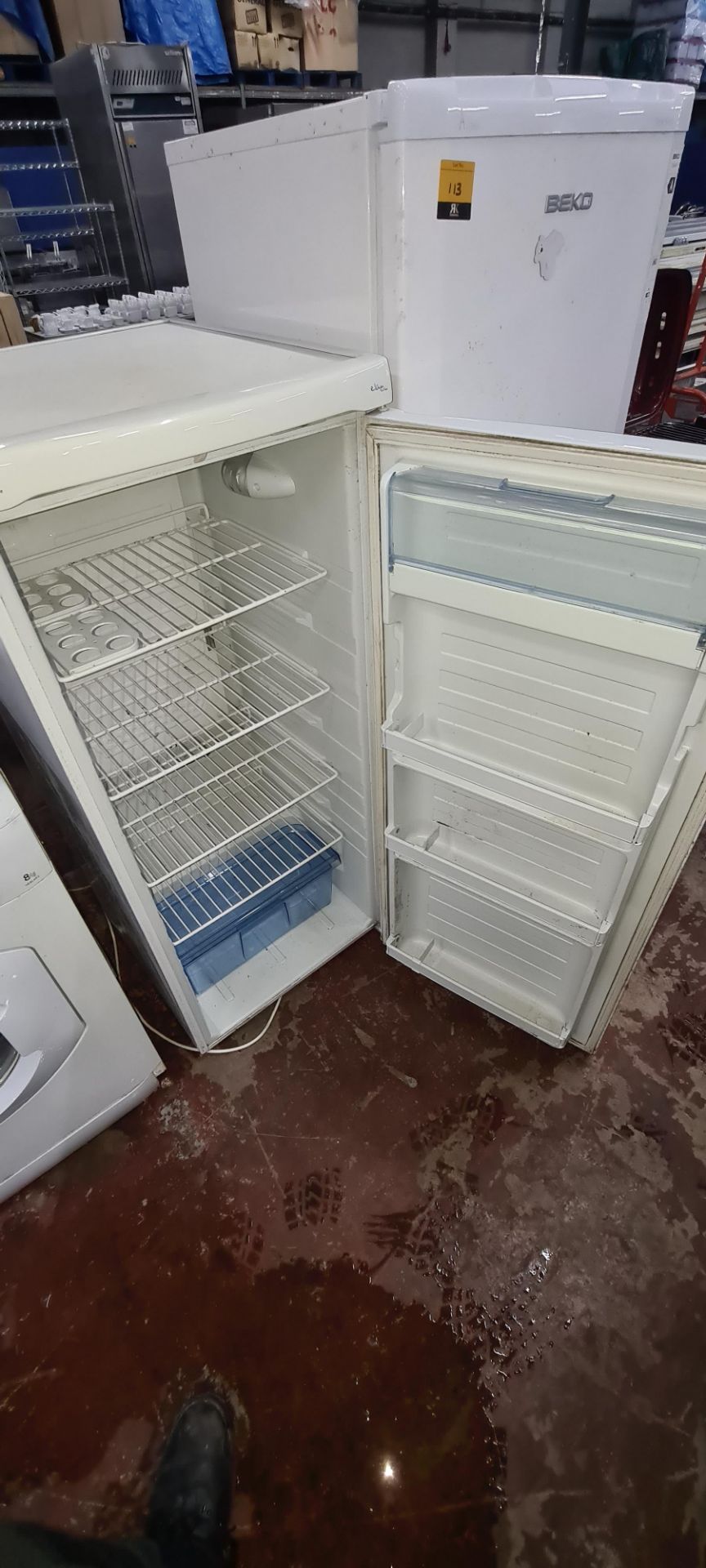 LEC mid-height floor standing fridge - Image 4 of 6