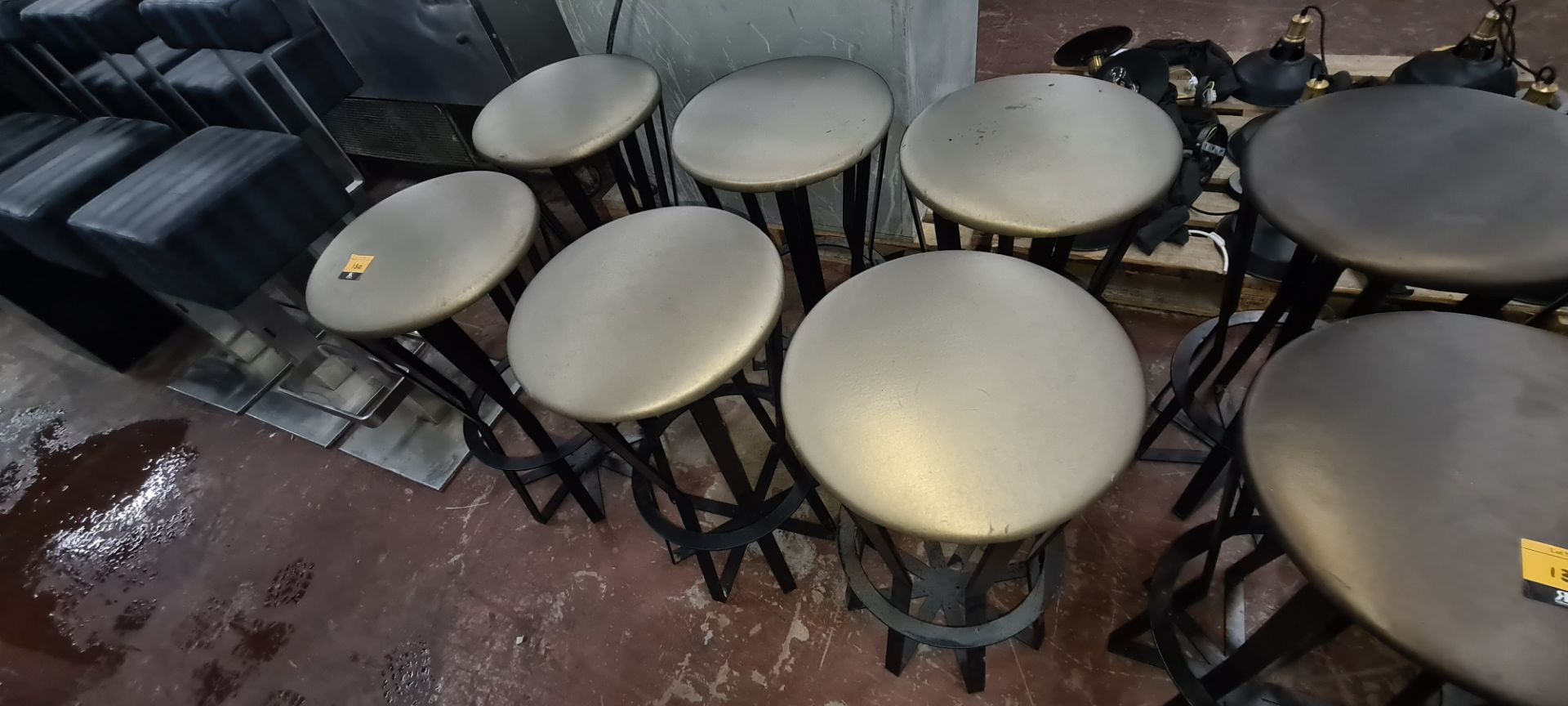 6 off black metal upholstered bar stools - Image 3 of 4