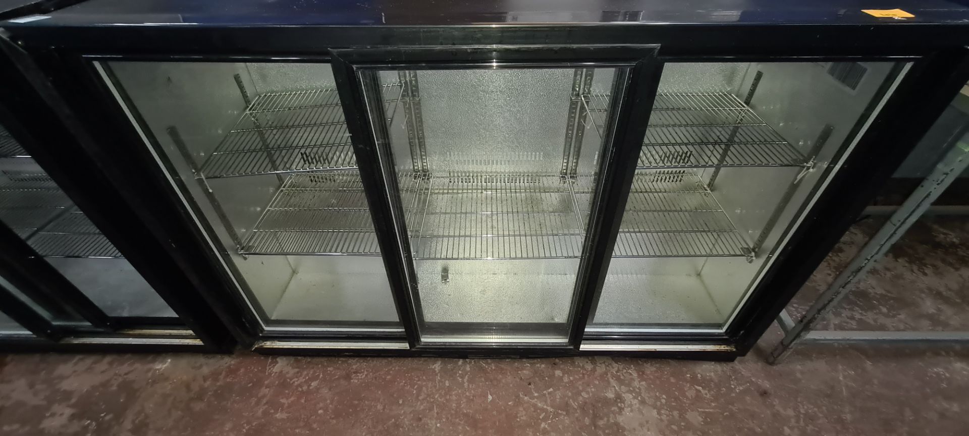 Black triple clear sliding door back bar/bottle fridge - Image 2 of 6