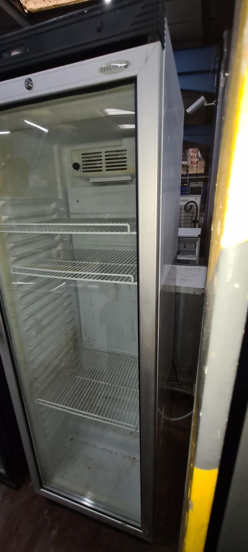 Tefcold tall clear door display fridge - Image 3 of 6