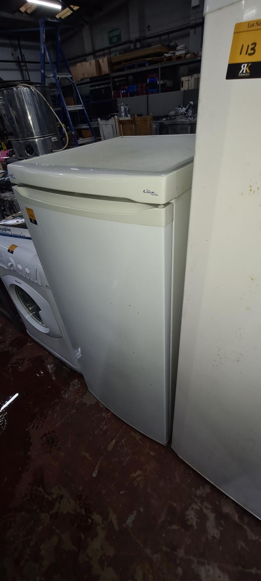 LEC mid-height floor standing fridge - Image 3 of 6