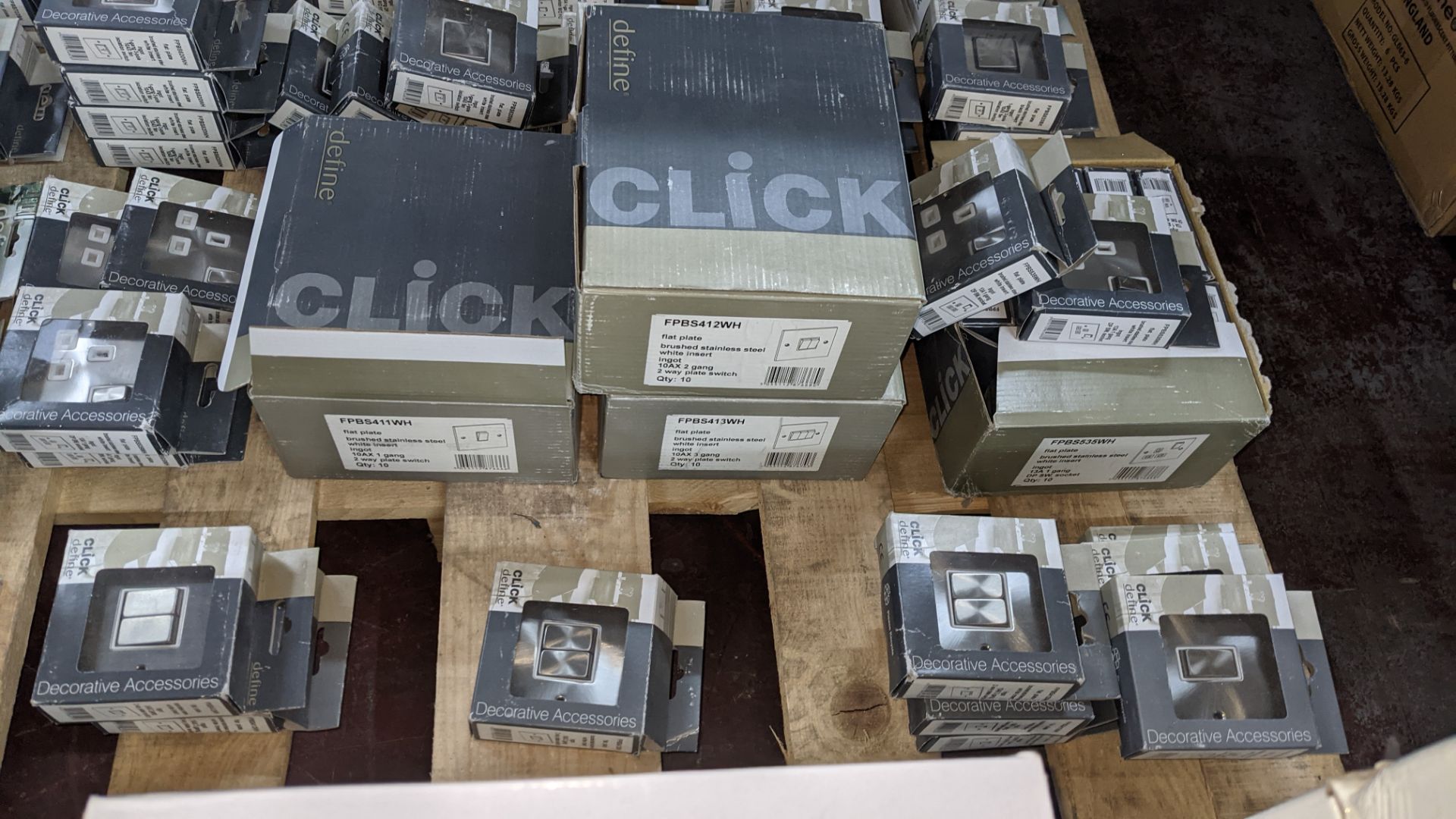 Quantity of assorted Click chrome finish sockets & switches - Image 8 of 9