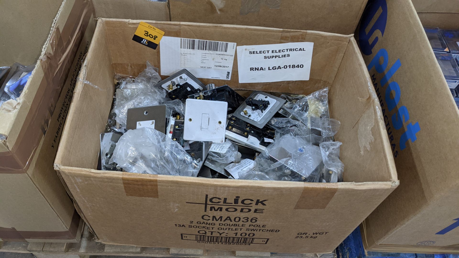 Box of assorted sockets & switches