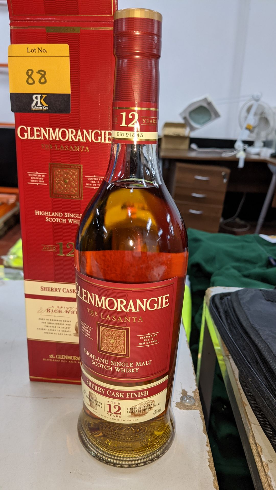 Glenmorangie The Lasanta 12 year old Highland Single Malt Spicy & Rich Sherry Cask Finish Scotch Whi