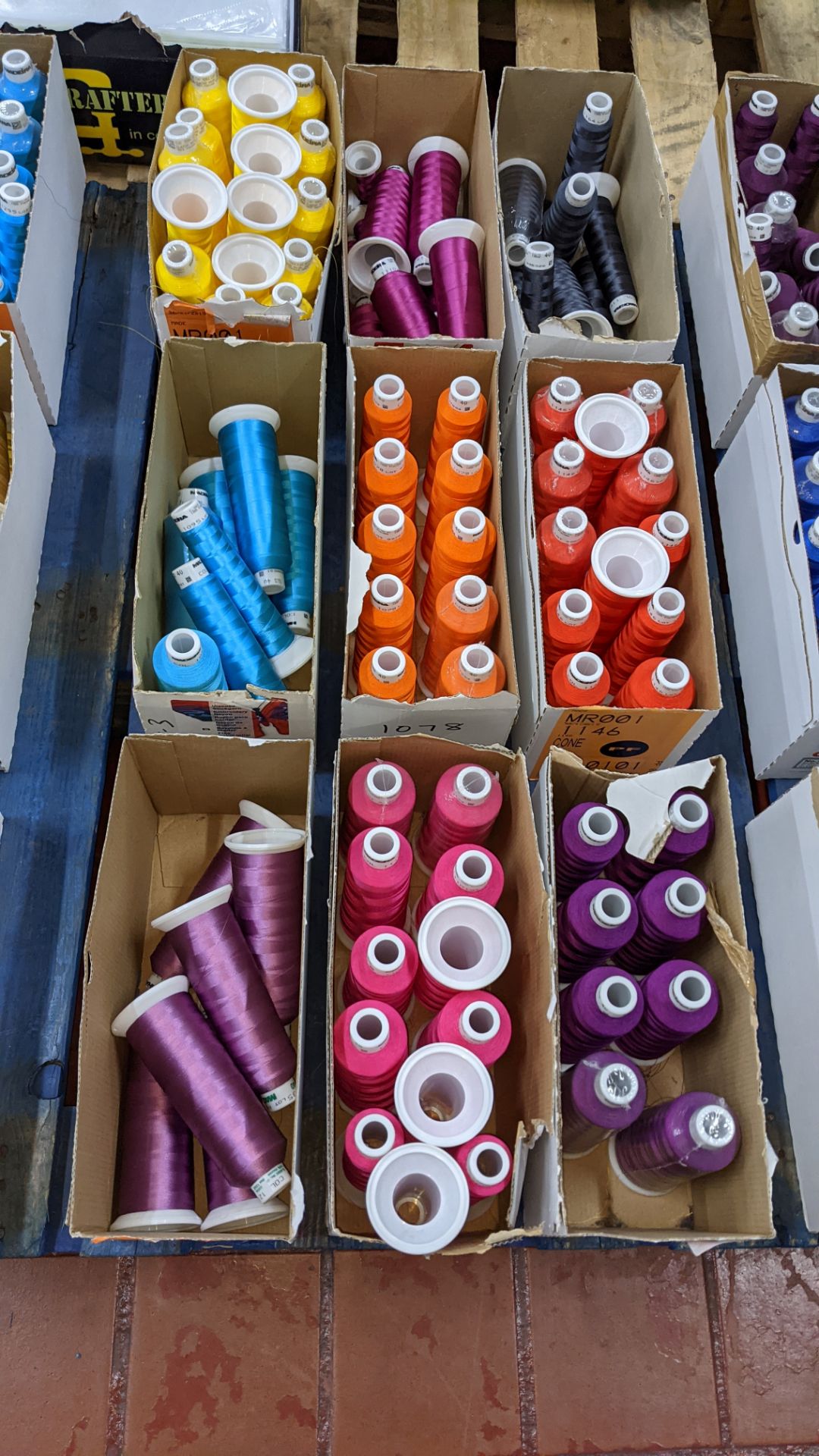 9 cartons of embroidery thread - Image 2 of 5