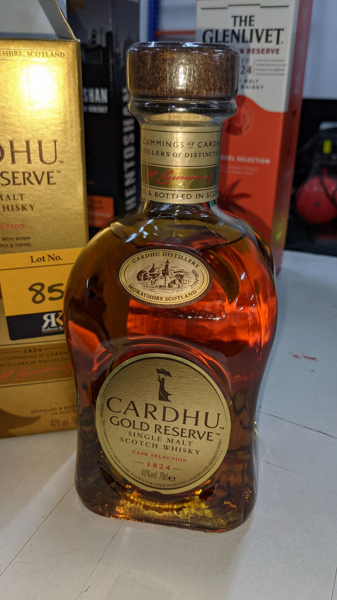 Cardhu Gold Reserve Single Malt Cask Selection Scotch Whisky - 1 off 70cl bottle in gift box. Sold u