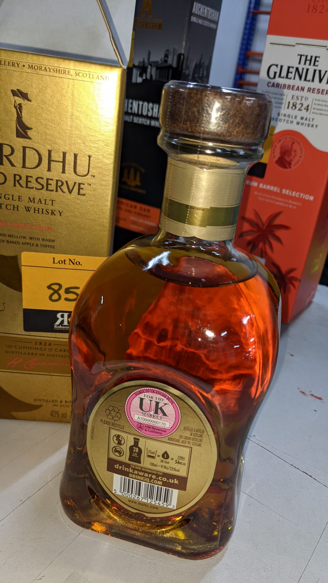 Cardhu Gold Reserve Single Malt Cask Selection Scotch Whisky - 1 off 70cl bottle in gift box. Sold u - Image 2 of 6