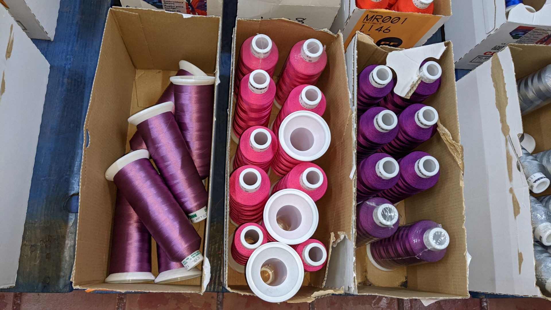 9 cartons of embroidery thread - Image 3 of 5