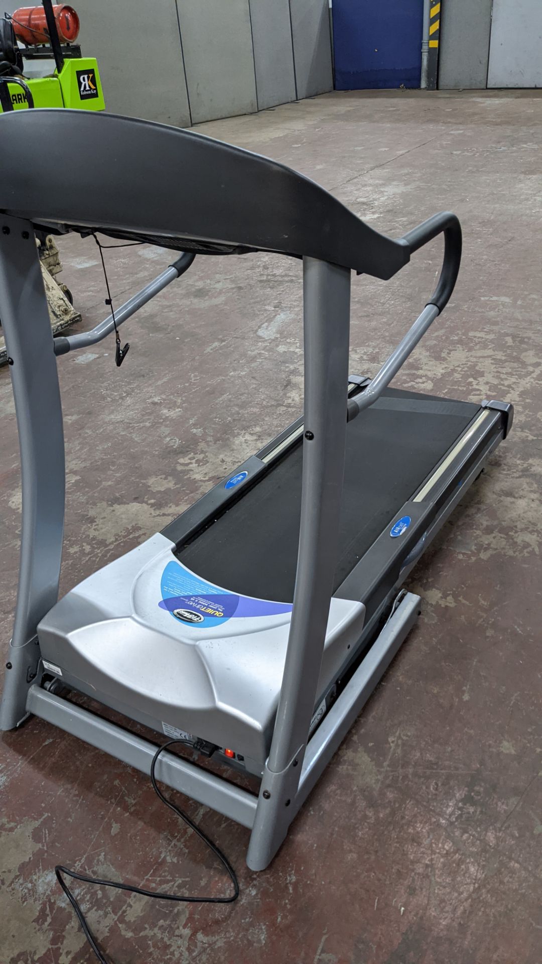 Horizon Fitness Ti31 HRC Treadmill - folds up for easy storage - Image 12 of 18