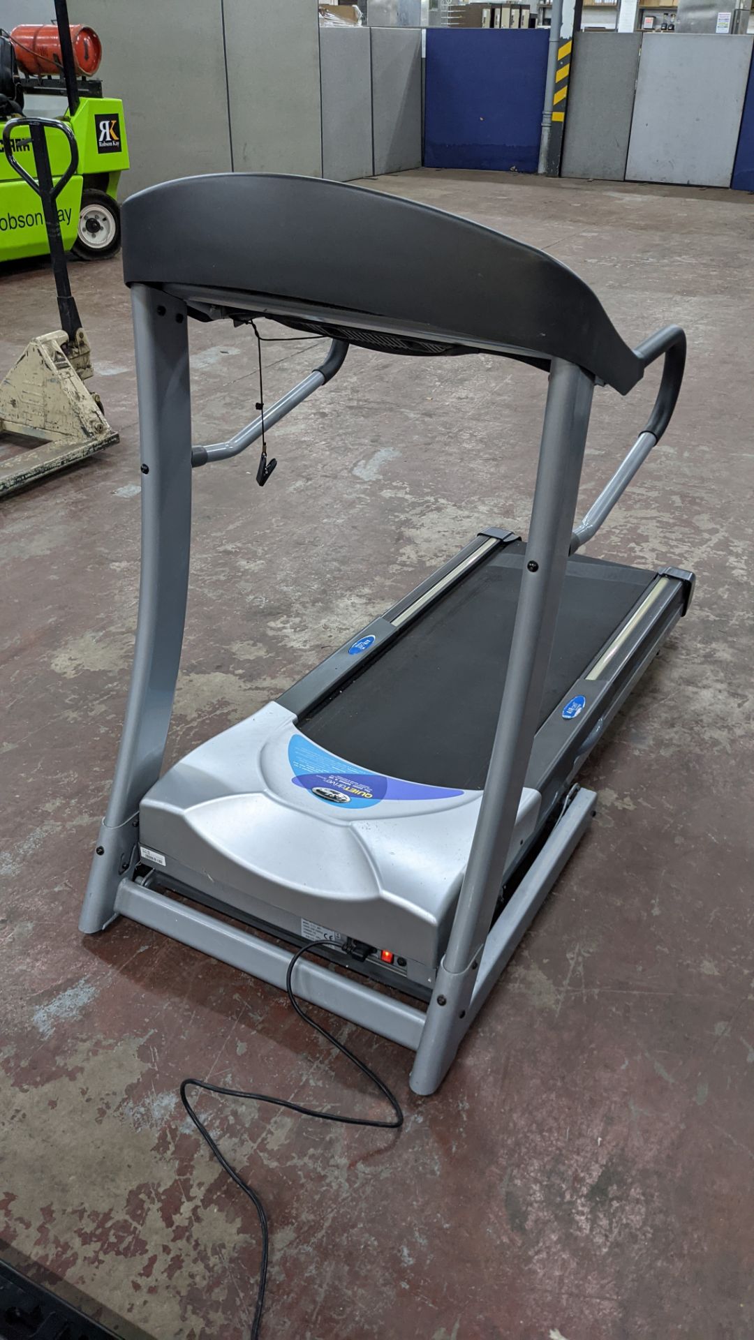 Horizon Fitness Ti31 HRC Treadmill - folds up for easy storage - Image 13 of 18