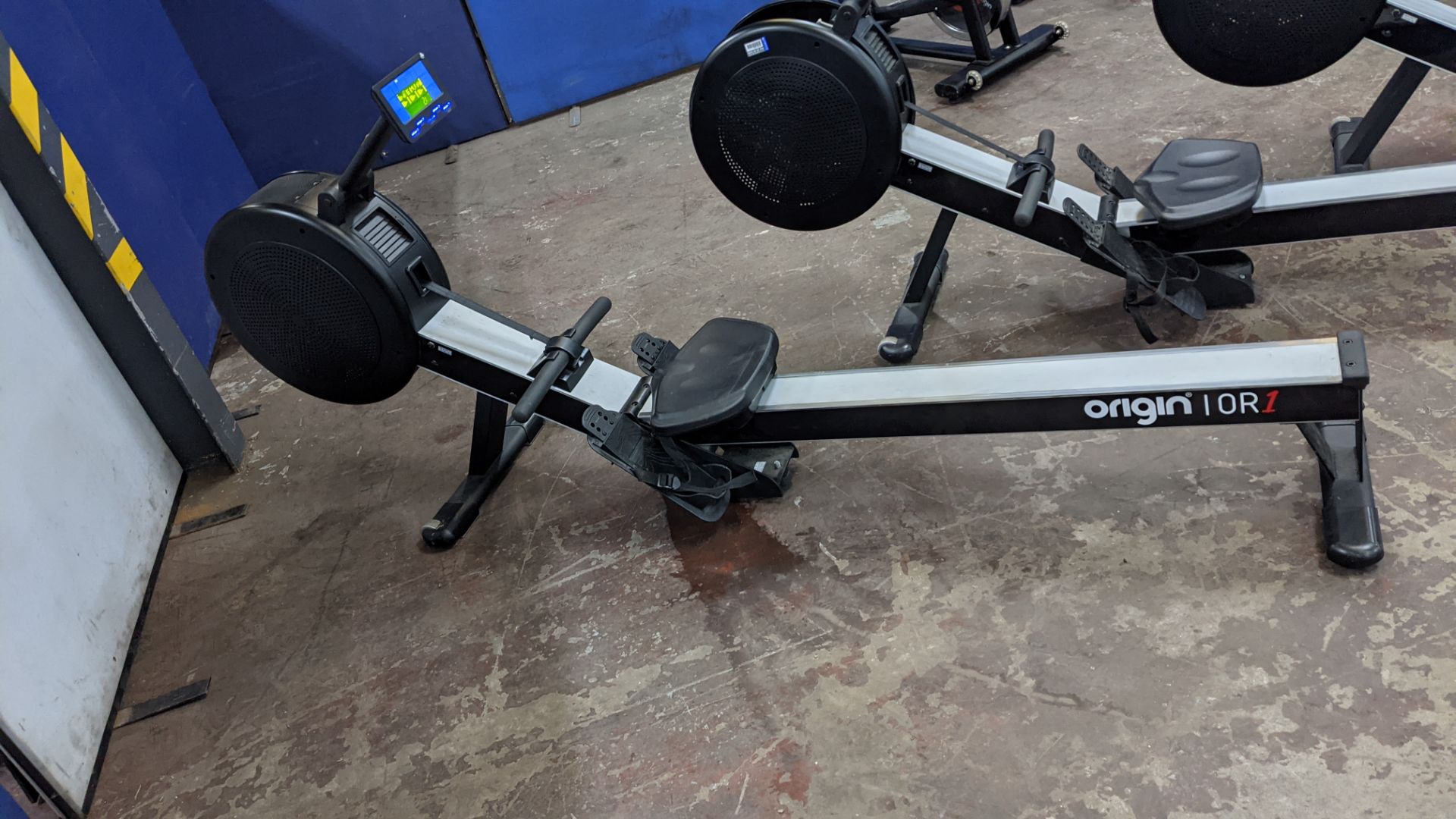 Origin model OR1 Rowing Machine. This machine incorporates a bright LCD display with pre-set workout - Image 3 of 14