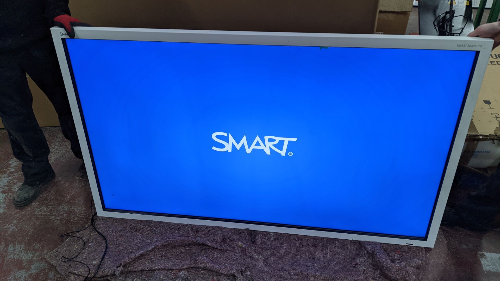 SMART Board Interactive Flat Panel - Model SPNL 4070 - complete with touch pens, remotes and attacha