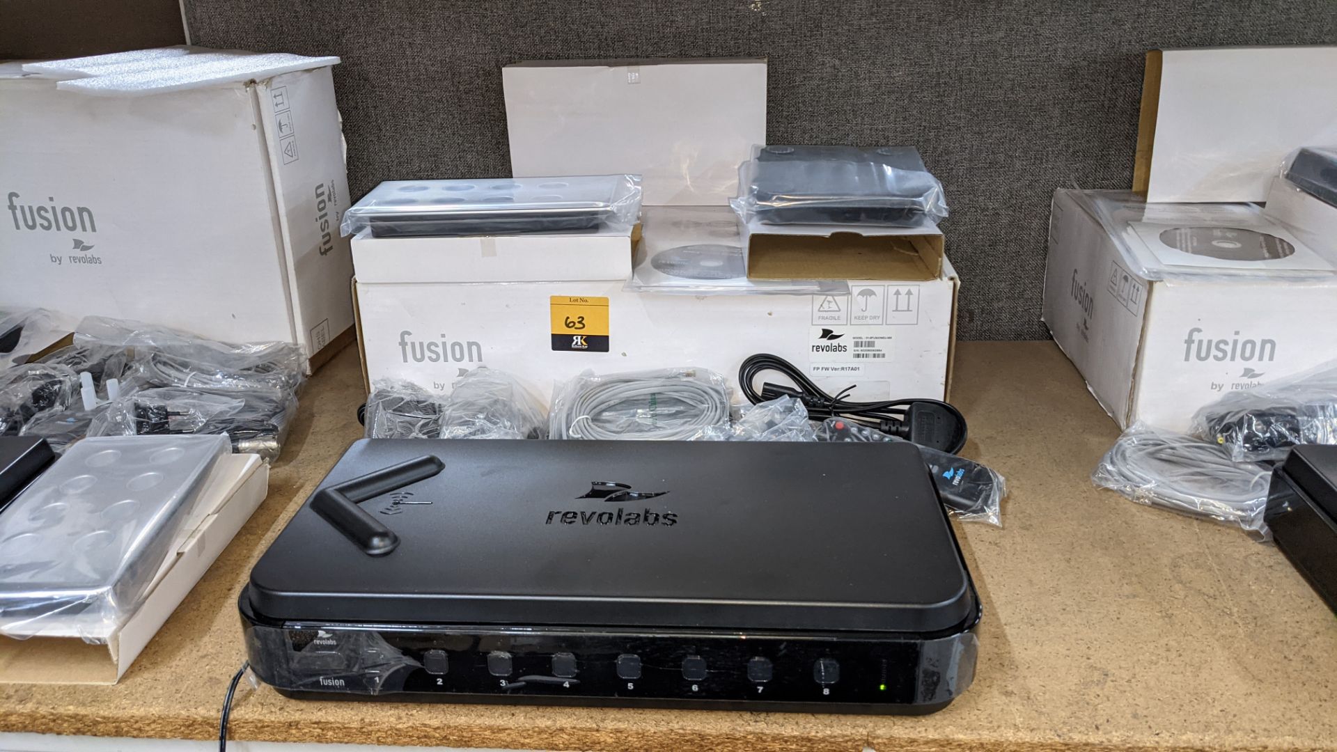 Revolabs Fusion conference wireless microphone station, model 01-8FusionEU-NM