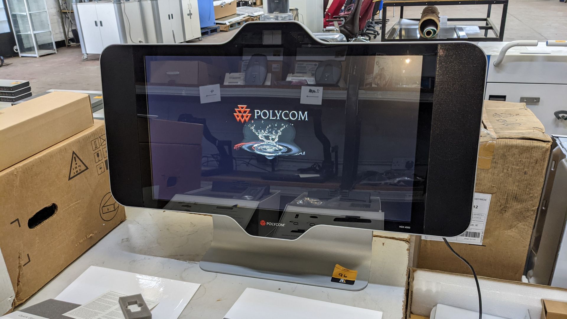 Polycom HDX 4500 widescreen video conferencing system - Image 3 of 15