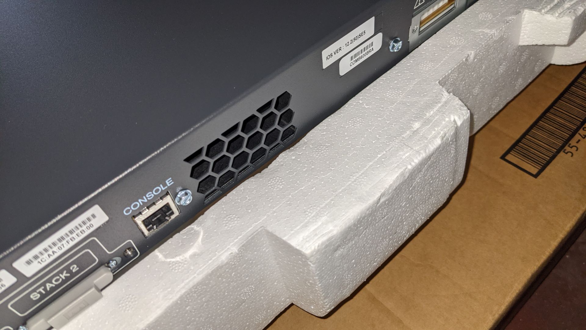 Cisco Catalyst 3750G Series switch - Image 8 of 8