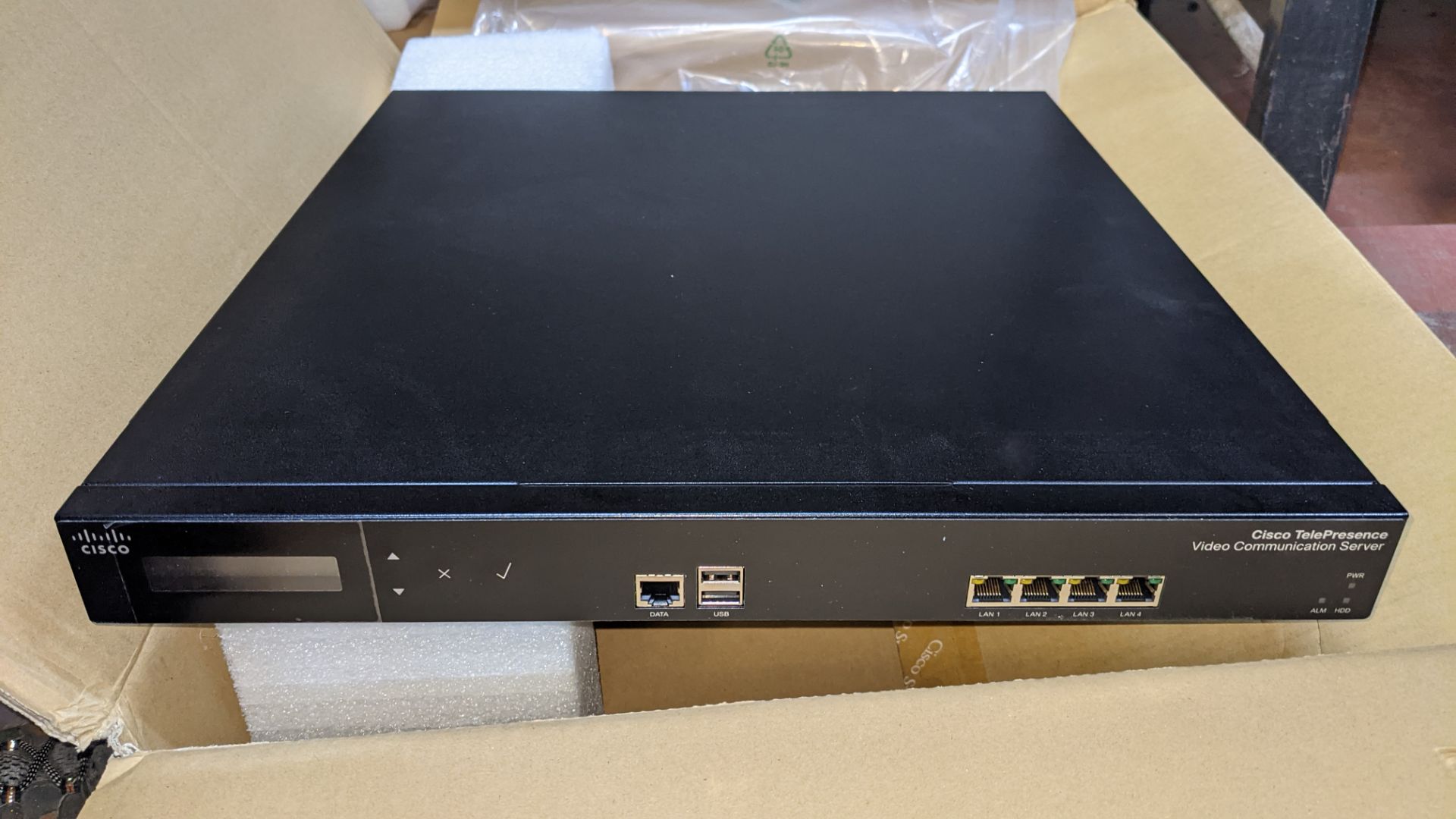 Cisco TelePresence video communication server - Image 8 of 11