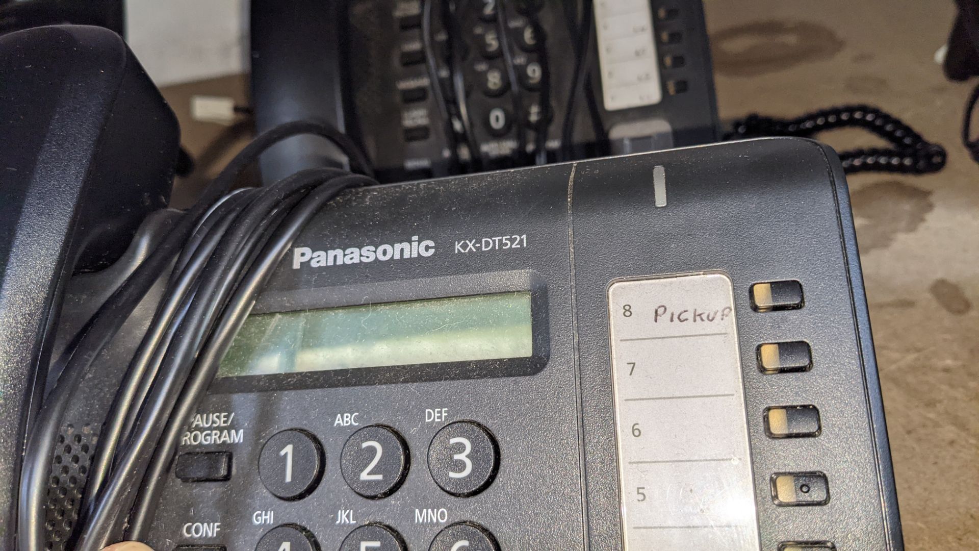 Panasonic phone system comprising KX-NS700 phone system plus 6 handsets - Image 11 of 12