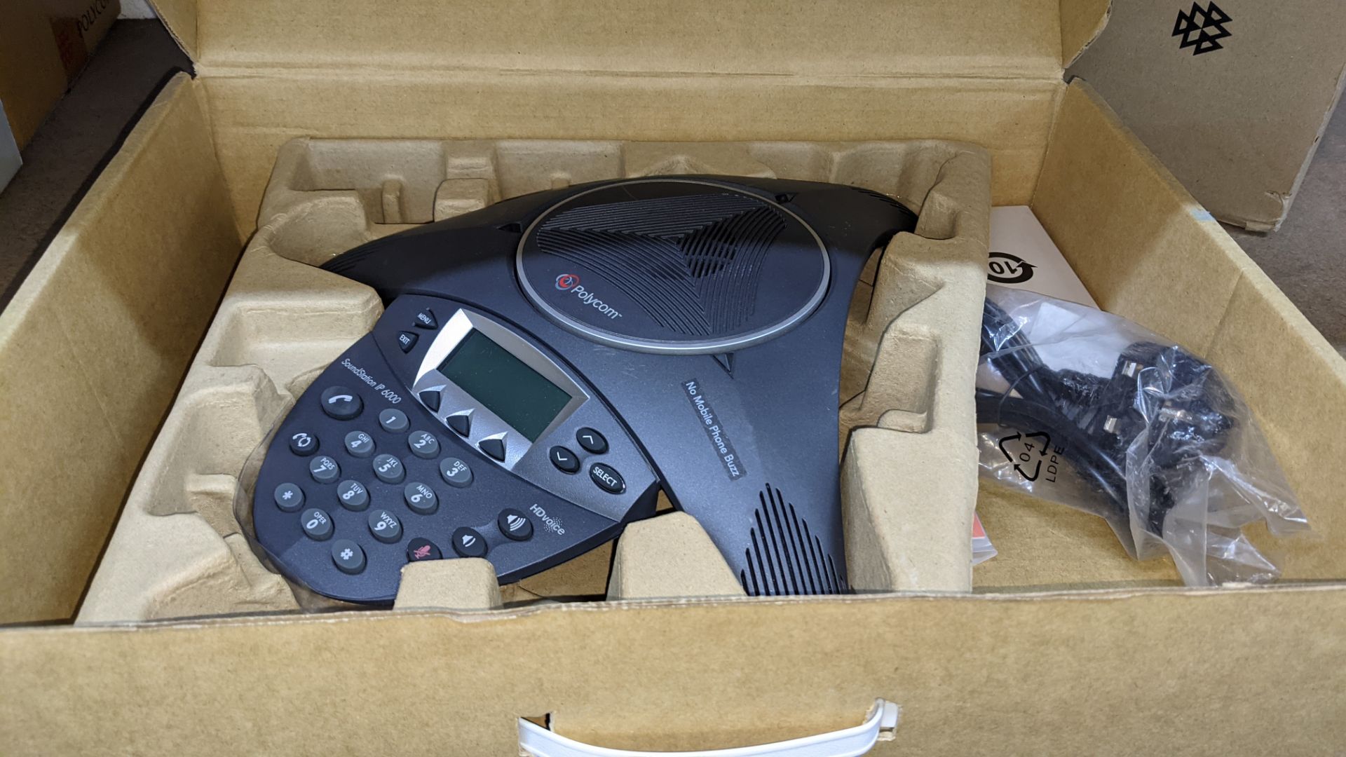 Polycom Full Duplex IP conference phone model SoundStation IP6000 - Image 3 of 6